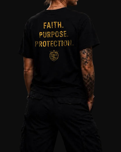 Minimal Tee
